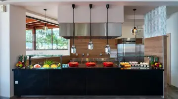 KRESTEN ROYAL EUPHORIA RESORT