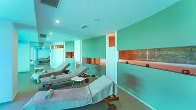 Kresten Royal Euphoria Resort