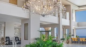 Kresten Royal Euphoria Resort