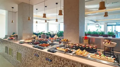 Kresten Royal Euphoria Resort