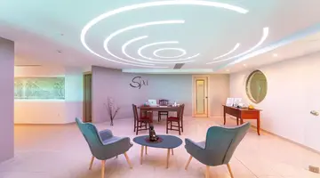 Kresten Royal Euphoria Resort