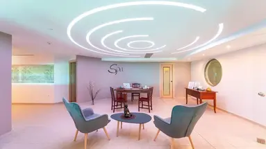 Kresten Royal Euphoria Resort