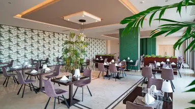 Kresten Royal Euphoria Resort