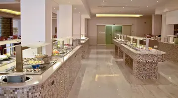 Kresten Royal Euphoria Resort