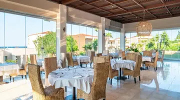 Kresten Royal Euphoria Resort
