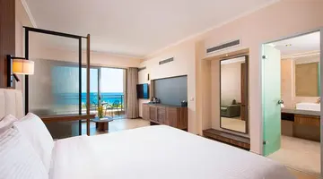 Kresten Royal Euphoria Resort