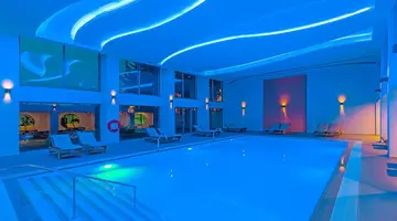 Kresten Royal Euphoria Resort
