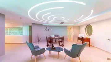 Kresten Royal Euphoria Resort