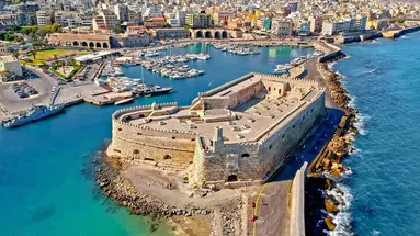 Kreta i Santorini - wyspa bogów i królowa Cyklad