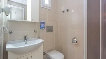 KRISS HOTEL
