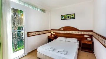 Kriss Hotel