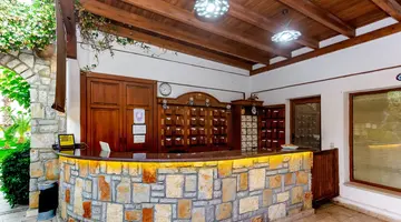 Kriss Hotel