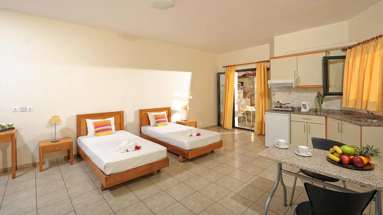 Kristalli Hotel Apartments