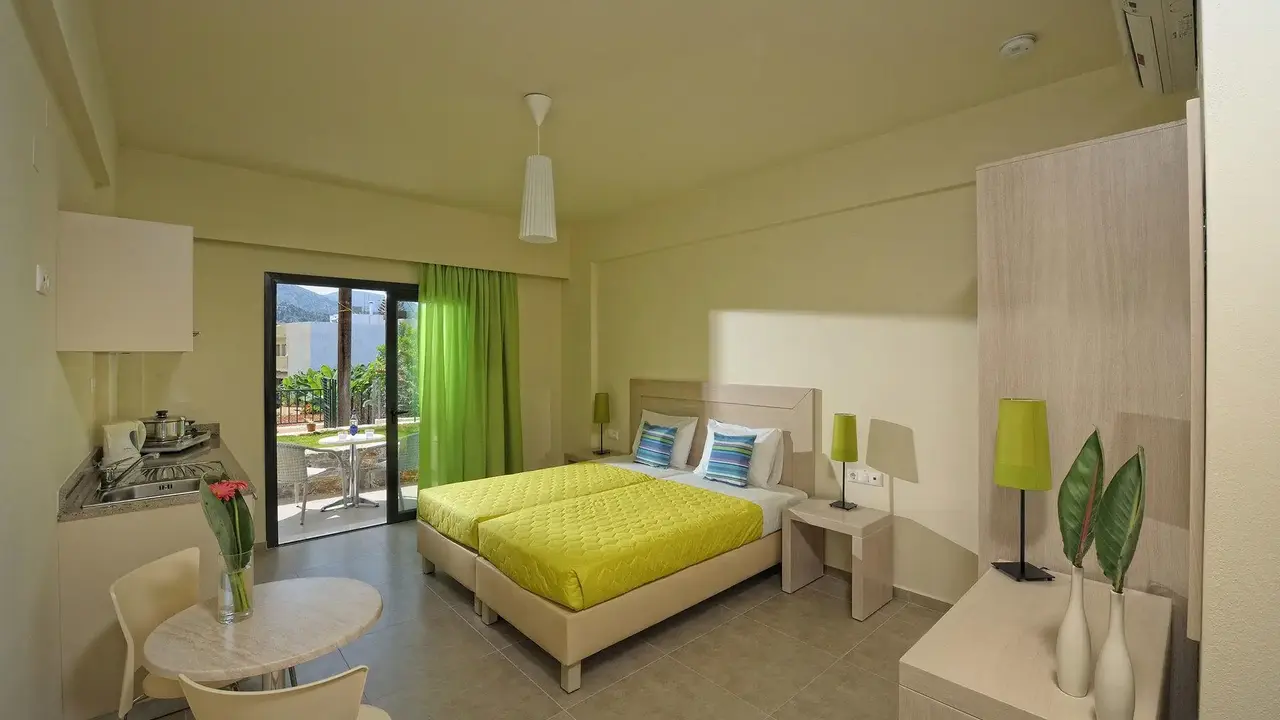 Kristalli Hotel Apartments