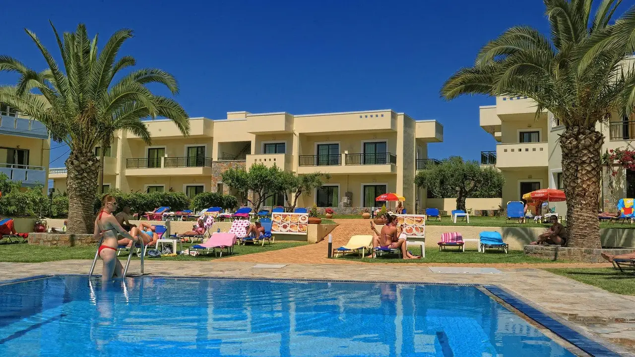 Kristalli Hotel Apartments