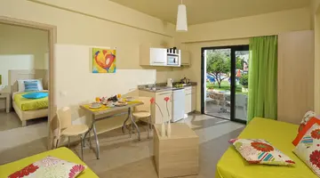 Kristalli Hotel Apartments