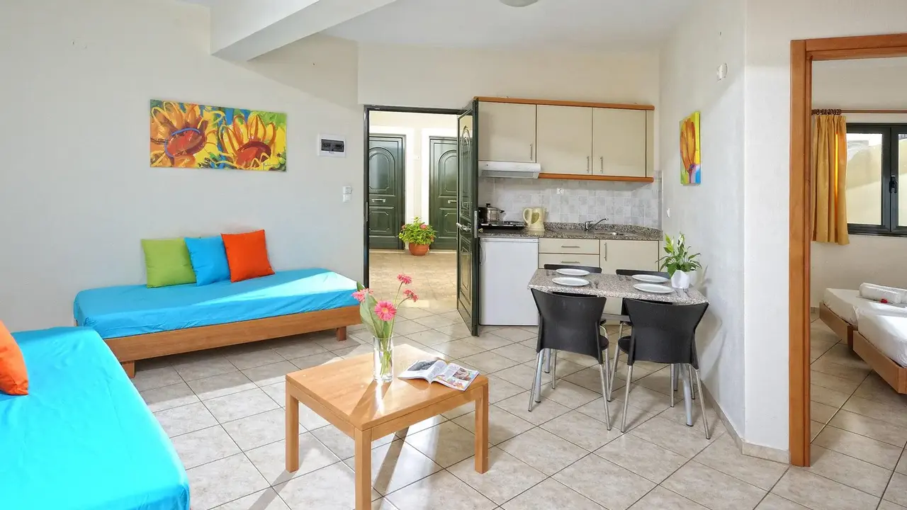 Kristalli Hotel Apartments