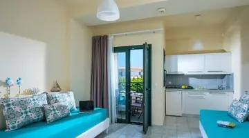Kristalli Hotel