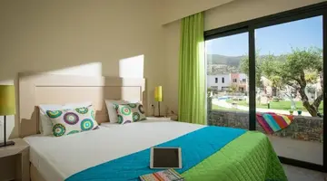 Kristalli Hotel
