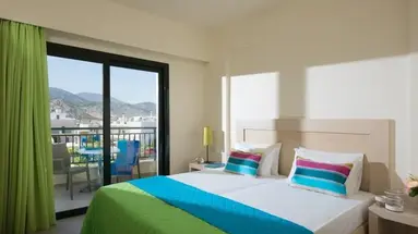 Kristalli Hotel