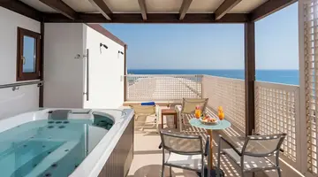 Kriti Beach