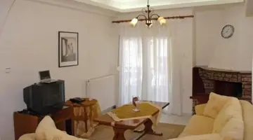 Kronos Hotel