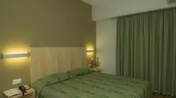 Kronos Hotel