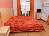 Kronos Hotel