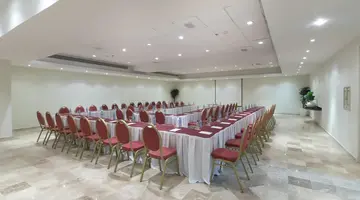 Krystal Cancun
