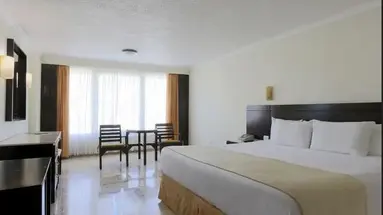 Krystal Cancun