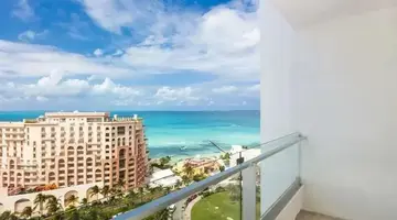 Krystal Grand Cancun All Inclusive