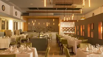 Krystal Grand Cancun