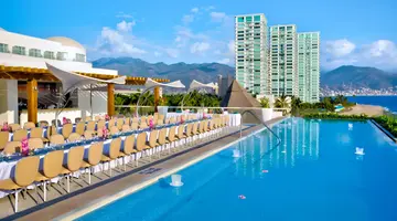 Krystal Grand Puerto Vallarta