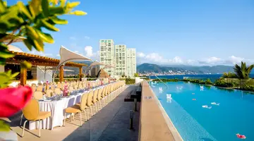 Krystal Grand Puerto Vallarta