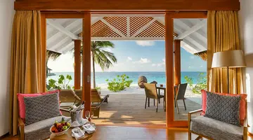 KUDAFUSHI RESORT & SPA