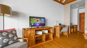 KUDAFUSHI RESORT & SPA
