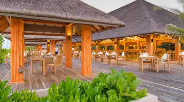 KUDAFUSHI RESORT & SPA