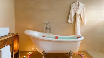 KUDAFUSHI RESORT & SPA