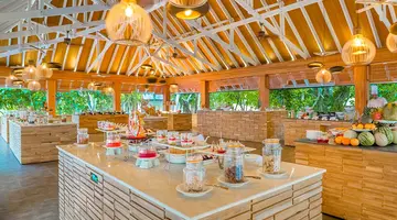 KUDAFUSHI RESORT & SPA