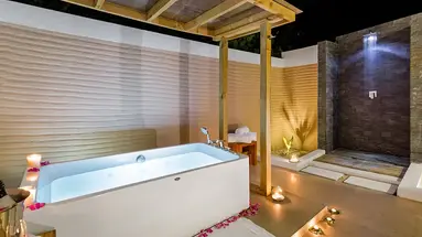 KUDAFUSHI RESORT & SPA