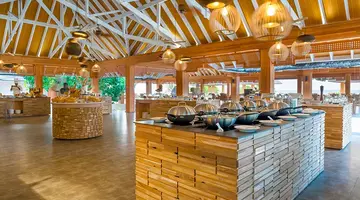 KUDAFUSHI RESORT & SPA
