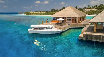 KUDAFUSHI RESORT & SPA
