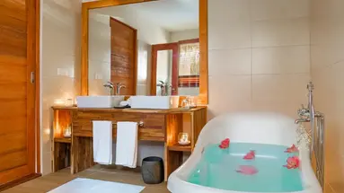 Kudafushi Resort & Spa