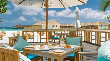 KUDAFUSHI RESORT & SPA