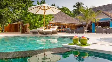 KUDAFUSHI RESORT & SPA