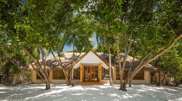 KUDAFUSHI RESORT & SPA