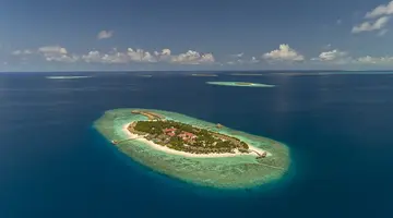 KUDAFUSHI RESORT & SPA