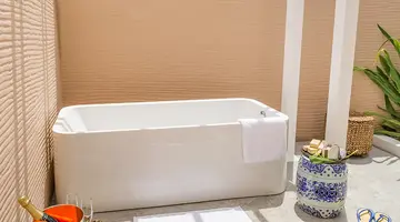 KUDAFUSHI RESORT & SPA
