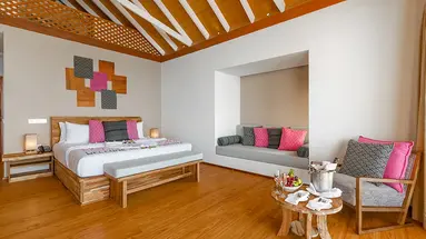 KUDAFUSHI RESORT & SPA