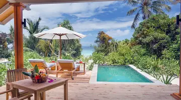 KUDAFUSHI RESORT & SPA